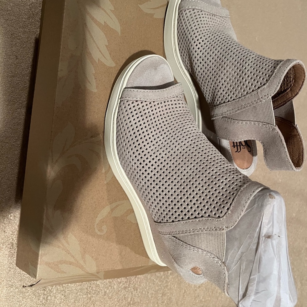 Women's Beige Peep-Toe Wedge Sandals- Sofft - Picture 5 of 6